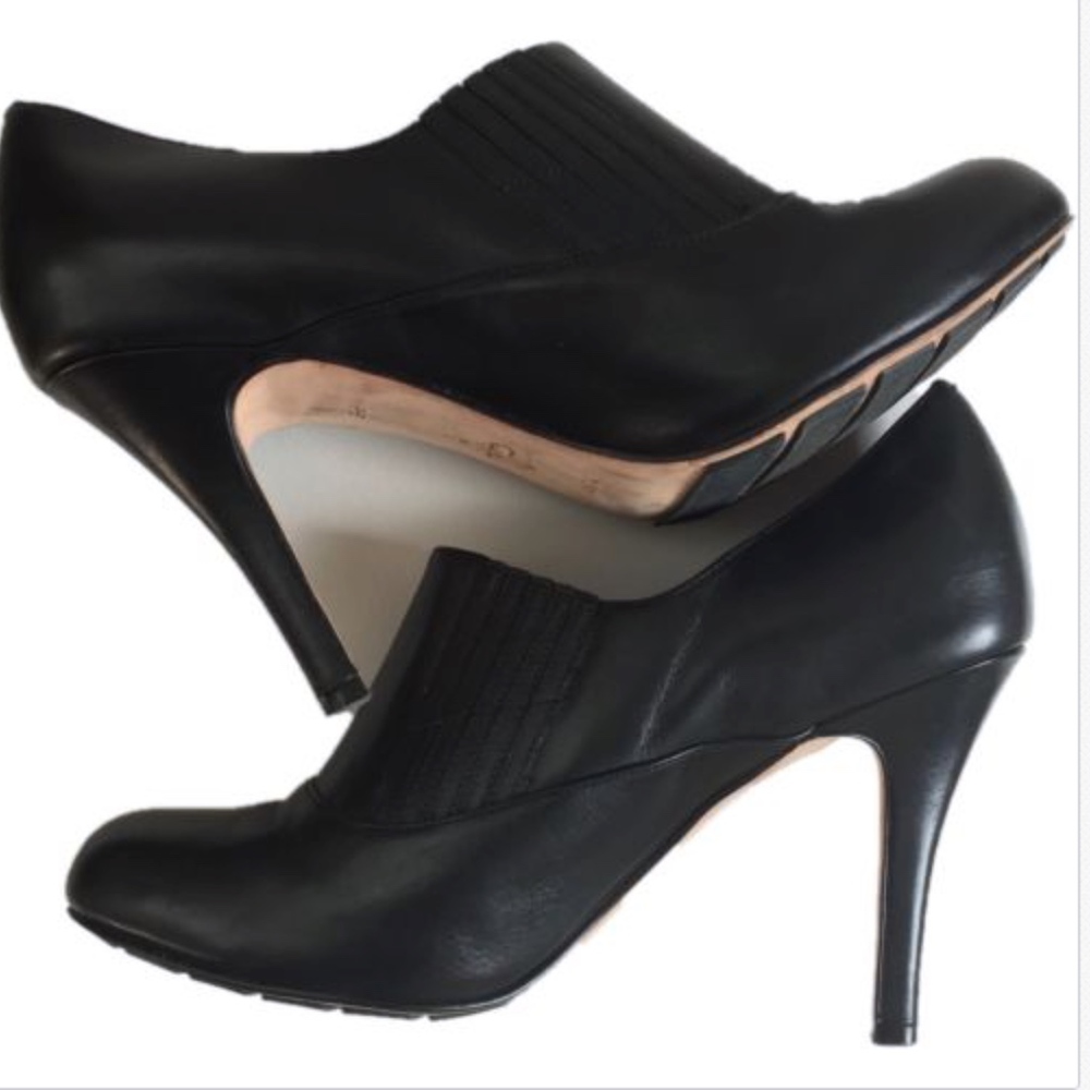 Cole Haan Womens Black Ankle high heel Boots 9.5